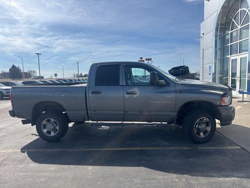 Mineral Gray Metallic Clearcoat 2005 Dodge Ram 2500 SLT Quad Cab