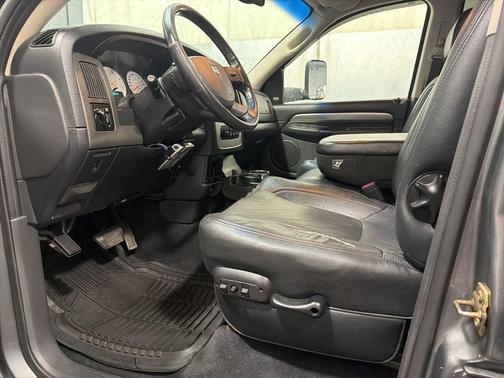2005 Dodge Ram 2500 SLT Quad Cab