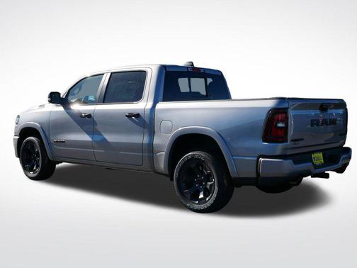 Billet Silver Metallic Clearcoat 2026 RAM 1500 Big Horn/Lone Star