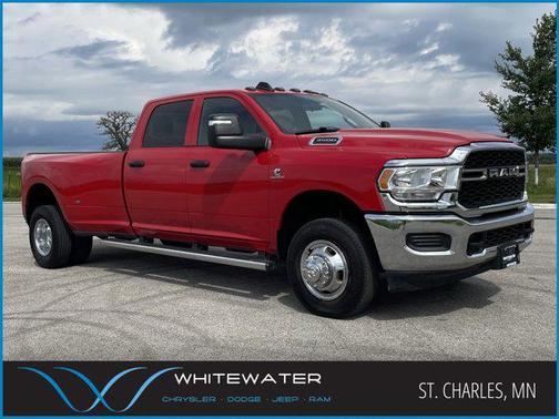 2024 RAM 3500 Tradesman Crew Cab 4x4 8' Box