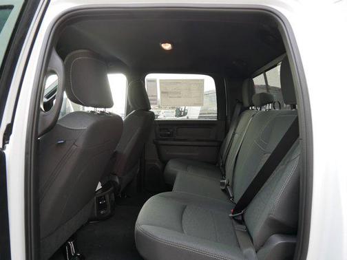 2026 RAM 3500 Tradesman Crew Cab 4x4 8' Box