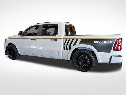 Bright White Clearcoat 2026 RAM 1500 Big Horn/Lone Star