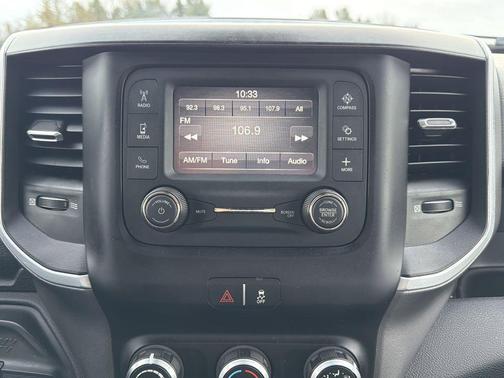 2021 RAM 3500 Big Horn Crew Cab 4x4 8' Box