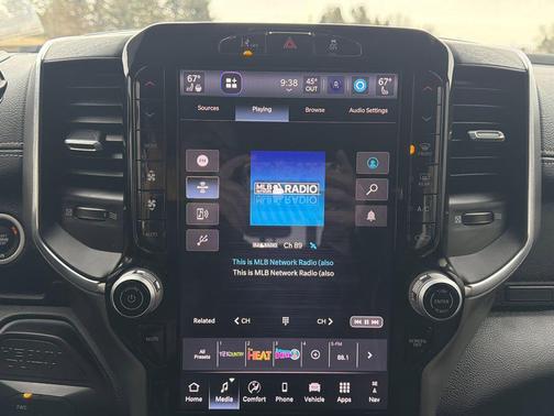 2025 RAM 3500 Laramie Crew Cab 4x4 8' Box