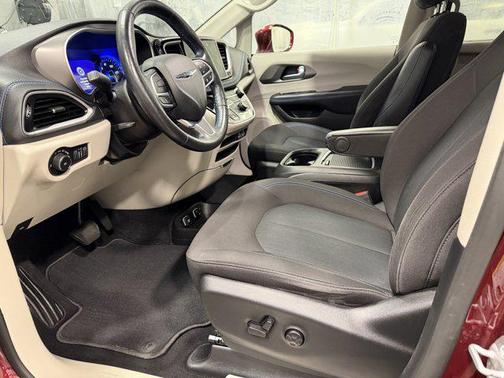 2021 Chrysler Pacifica Touring AWD