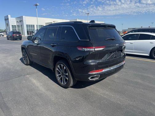 2024 Jeep Grand Cherokee Overland