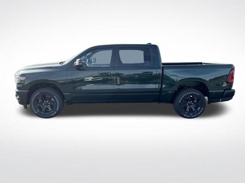 Serrano Green Metallic 2026 RAM 1500 Big Horn/Lone Star
