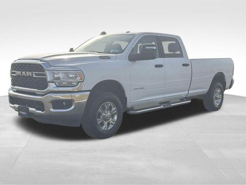 2024 RAM 2500 Big Horn Crew Cab 4x4 8' Box