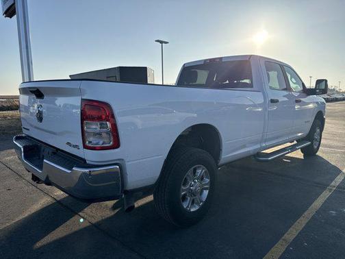 2024 RAM 2500 Big Horn Crew Cab 4x4 8' Box