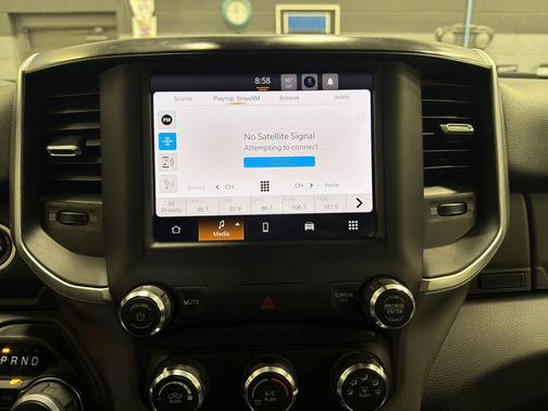 2024 RAM 2500 Big Horn Crew Cab 4x4 8' Box