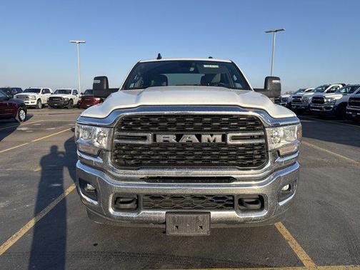 2024 RAM 2500 Big Horn Crew Cab 4x4 8' Box