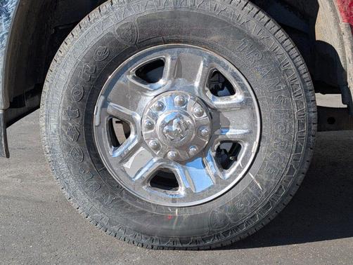 Molten Red Pearlcoat 2026 RAM 2500 Tradesman Crew Cab 4x4 6'4' Box