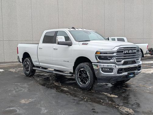 Bright White Clearcoat 2026 RAM 3500 Laramie Crew Cab 4x4 6'4' Box