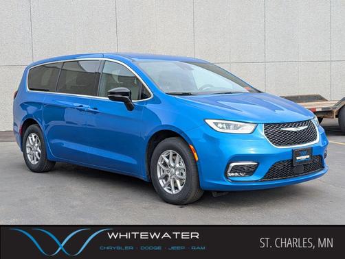 Hydro Blue Pearlcoat 2026 Chrysler Pacifica L