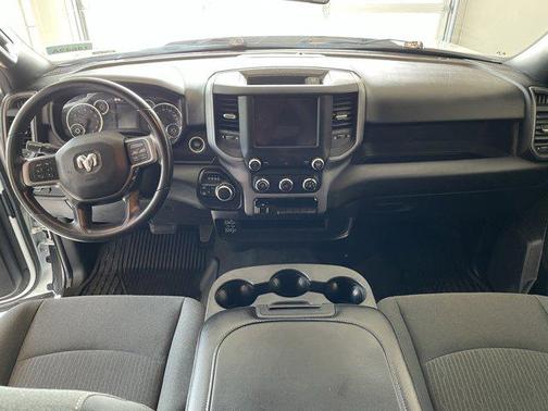 2022 RAM 2500 Tradesman Crew Cab 4x4 6'4' Box