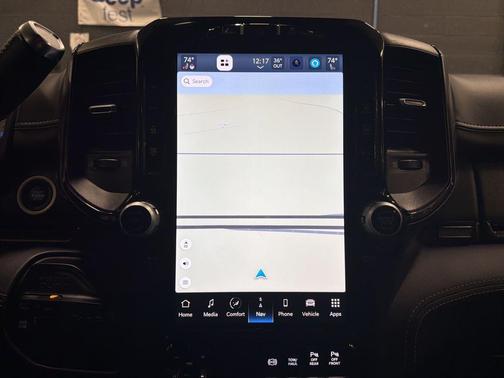 Bright White Clearcoat 2024 RAM 2500 Limited Crew Cab 4x4 6'4' Box