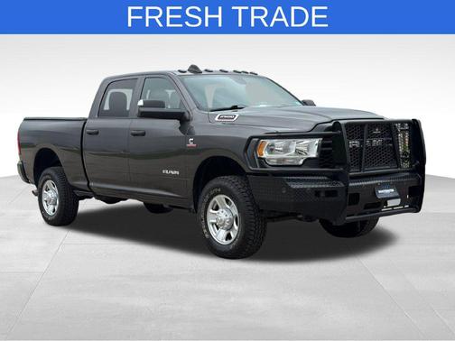 Granite Crystal Metallic Clearcoat 2022 RAM 2500 Tradesman Crew Cab 4x4 6'4' Box