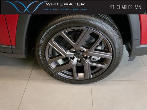 Red Hot Pearlcoat 2026 Jeep Compass Limited