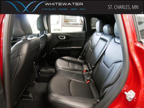 Red Hot Pearlcoat 2026 Jeep Compass Limited