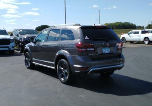Granite Pearlcoat 2018 Dodge Journey Crossroad