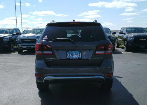 Granite Pearlcoat 2018 Dodge Journey Crossroad