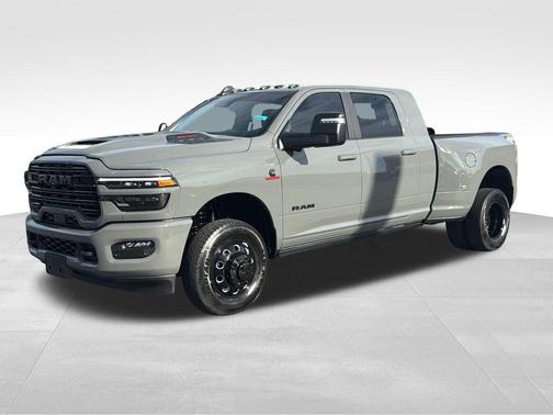 Ceramic Gray Clearcoat 2026 RAM 3500 Laramie Mega Cab 4x4 6'4' Box
