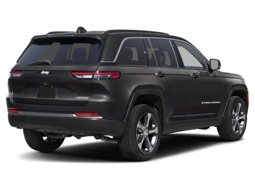 Diamond Black Crystal Pearlcoat 2026 Jeep Grand Cherokee Limited