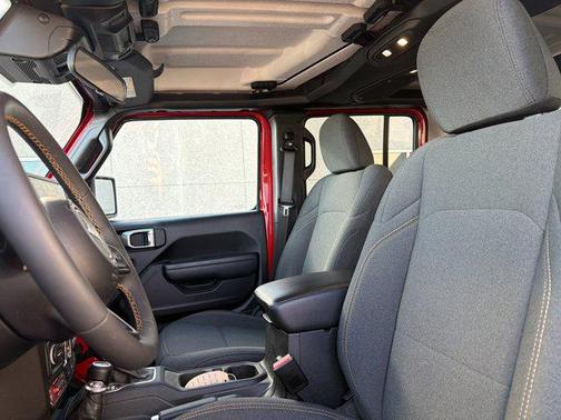 2024 Jeep Gladiator Willys
