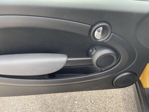 2008 MINI Cooper Base