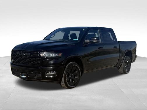 Diamond Black Crystal Pearlcoat 2025 RAM 1500 Big Horn/Lone Star
