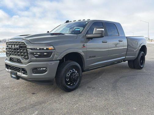 2026 RAM 3500 Limited Mega Cab 4x4 6'4' Box
