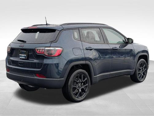 Fathom Blue Pearl Coat 2026 Jeep Compass Latitude