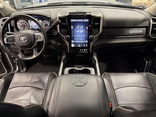 2023 RAM 3500 Laramie Crew Cab 4x4 8' Box