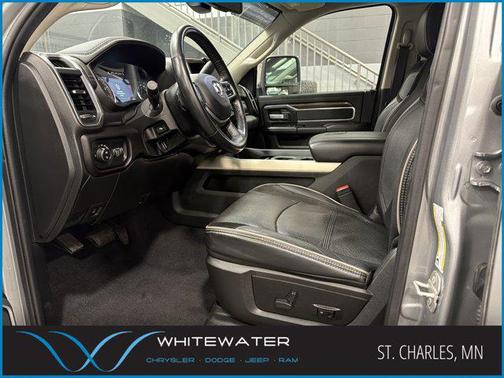 2023 RAM 3500 Laramie Crew Cab 4x4 8' Box