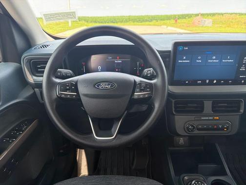 Oxford White 2025 Ford Maverick XL