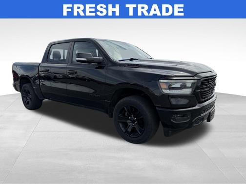 Diamond Black Crystal Pearlcoat 2020 RAM 1500 Big Horn/Lone Star