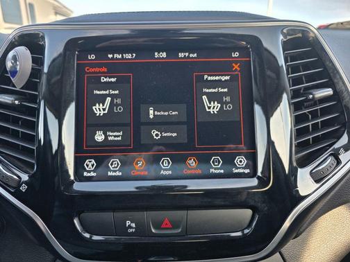 Granite Crystal Metallic Clearcoat 2020 Jeep Cherokee Limited