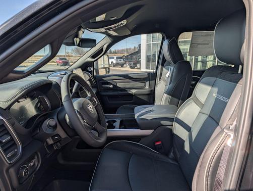 2026 RAM 2500 Laramie Crew Cab 4x4 6'4' Box