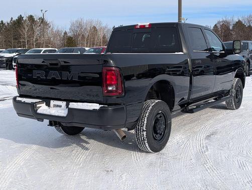 2026 RAM 2500 Tradesman Crew Cab 4x4 6'4' Box