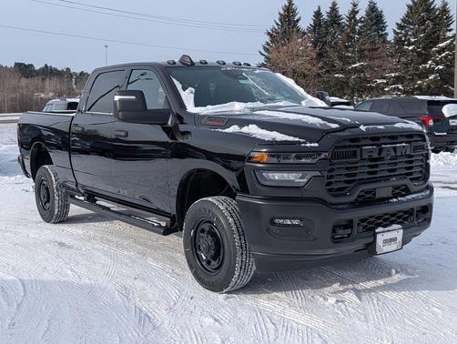 2026 RAM 2500 Tradesman Crew Cab 4x4 6'4' Box