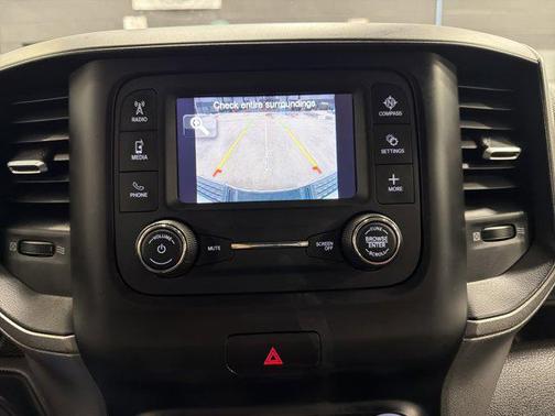 2020 RAM 3500 Tradesman Crew Cab 4x4 6'4' Box