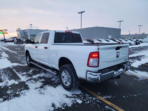 2020 RAM 3500 Tradesman Crew Cab 4x4 6'4' Box