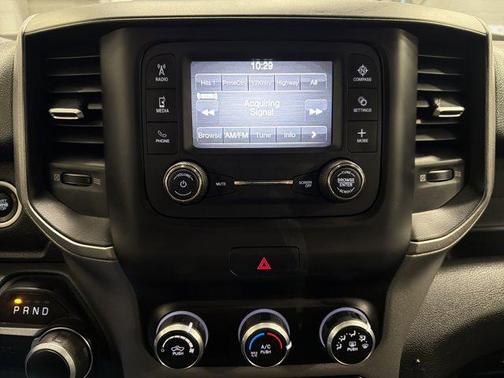 2020 RAM 3500 Tradesman Crew Cab 4x4 6'4' Box