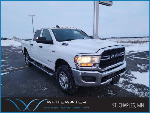 2020 RAM 3500 Tradesman Crew Cab 4x4 6'4' Box