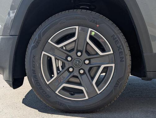 Sting-Gray Clearcoat 2026 Jeep Cherokee Limited