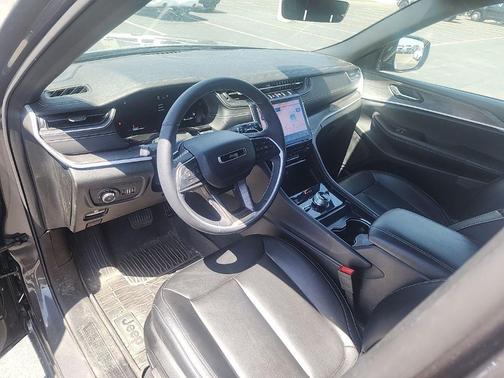 Baltic Gray Metallic Clearcoat 2025 Jeep Grand Cherokee L Limited