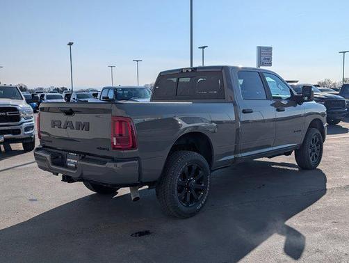 2026 RAM 3500 Big Horn Crew Cab 4x4 6'4' Box
