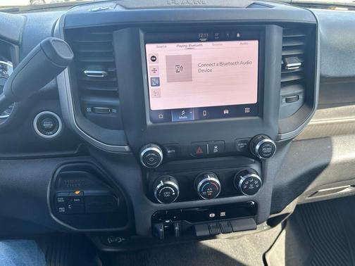 Bright White Clearcoat 2024 RAM 2500 Tradesman Crew Cab 4x4 6'4' Box