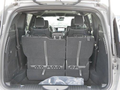 2025 Chrysler Pacifica Hybrid Select