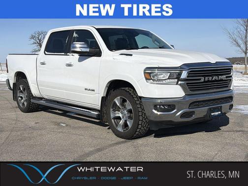 Bright White Clearcoat 2022 RAM 1500 Laramie